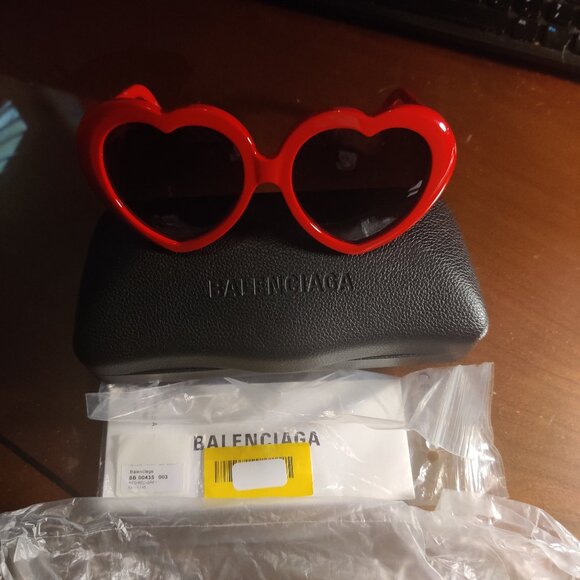 Balenciaga sunglasses New - Picture 1 of 4